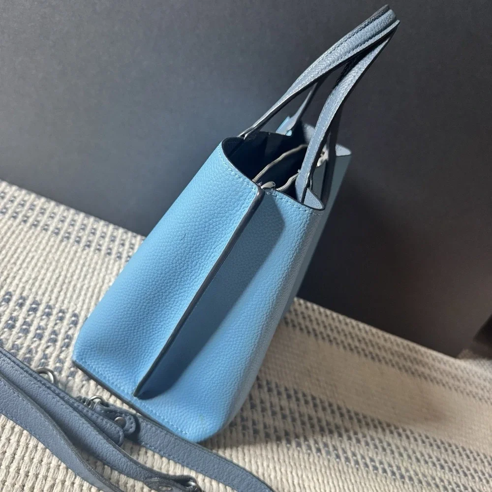 NWT COACH Willow 24 Tote Pool Multi Blue Silver Tone Hardware Leather C8561